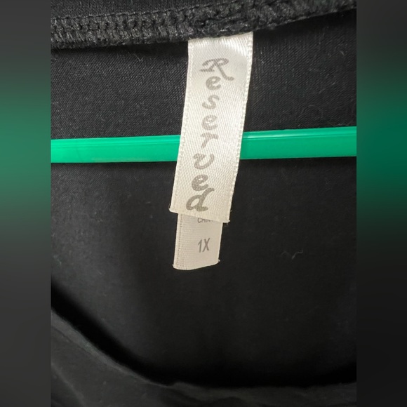 Reserved Christmas Tshirt Black with Silver Christmas Tree on the Front. Size 1X - Picture 4 of 5